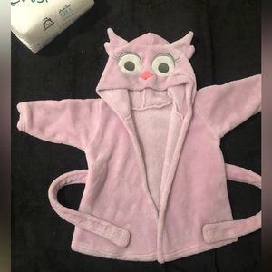 Baby girl, owl robe